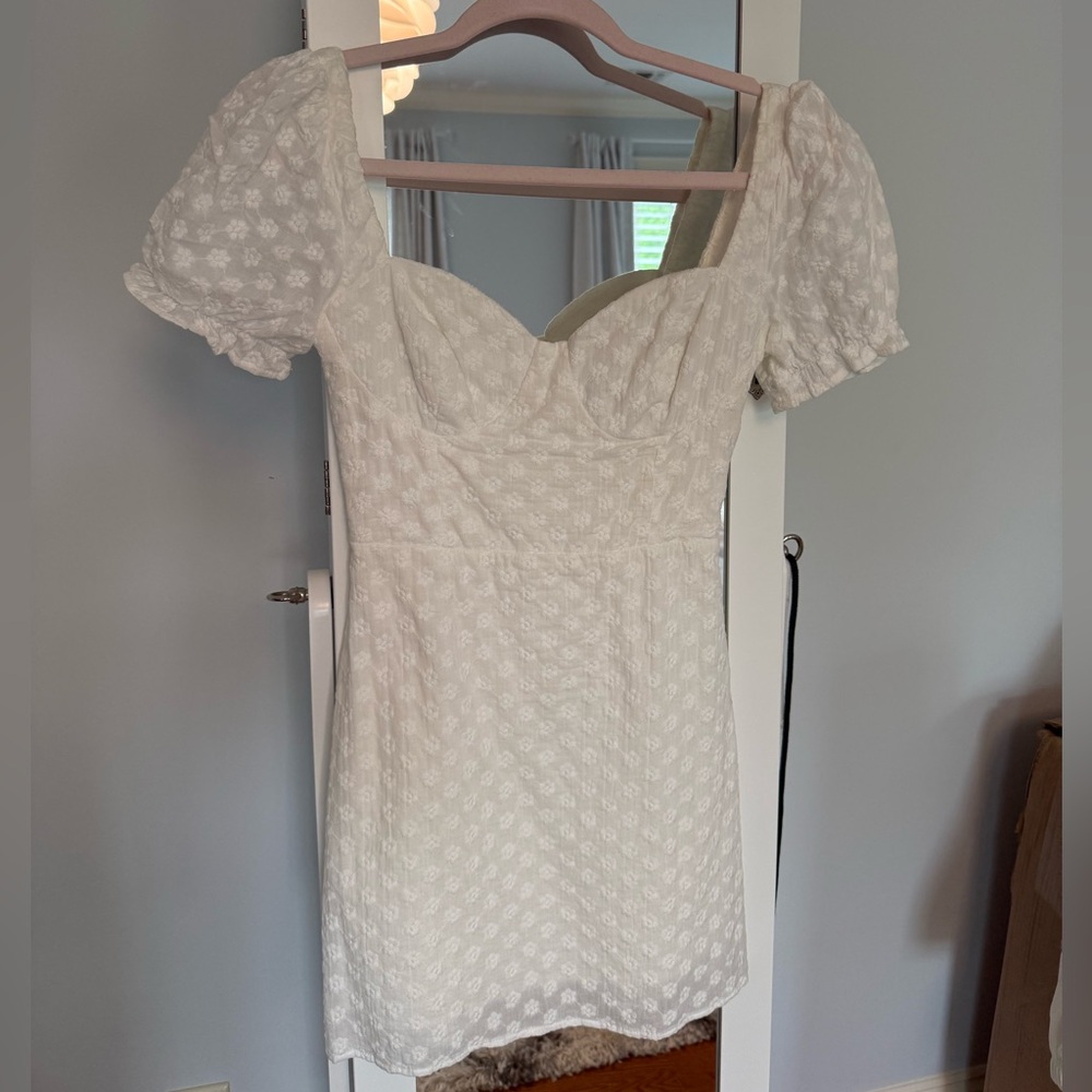 White eyelet puff sleeve dress